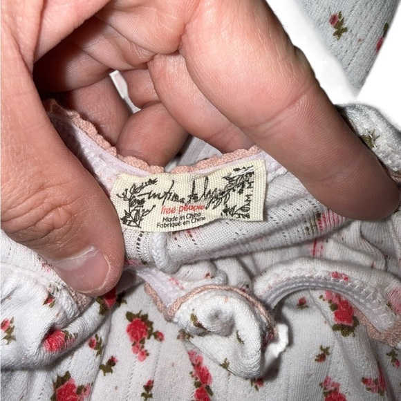 Free People Fresh In Love Floral Lounge Pants
Size Medium - Picture 6 of 7